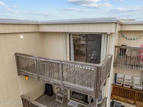 9100 Reed Drive Emerald Isle NC 28594