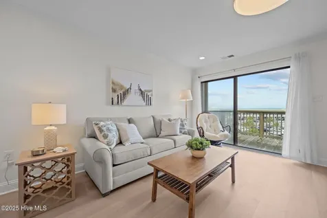 9100 Reed Drive Emerald Isle NC 28594