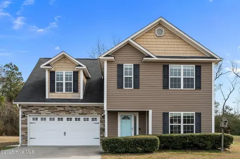 436 Huffmantown Road Richlands NC 28574