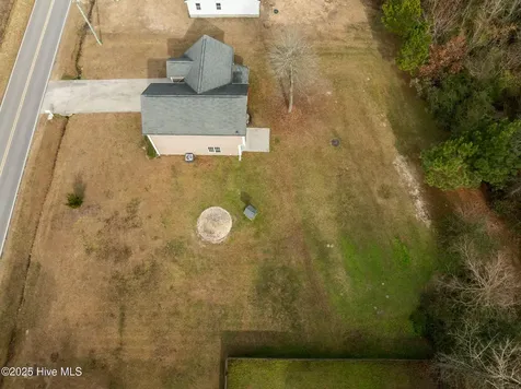 436 Huffmantown Road Richlands NC 28574