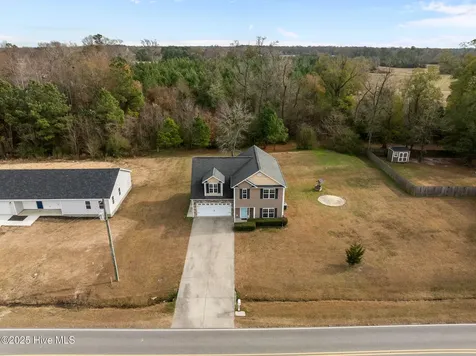 436 Huffmantown Road Richlands NC 28574