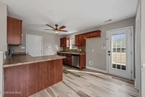436 Huffmantown Road Richlands NC 28574