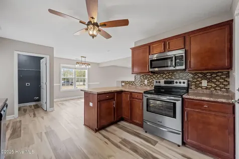436 Huffmantown Road Richlands NC 28574