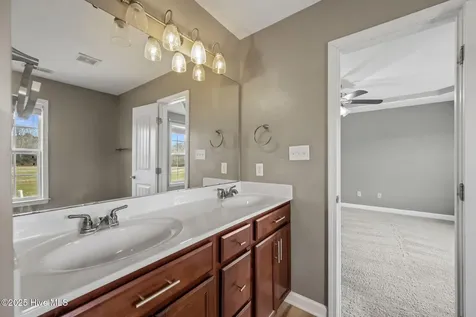 436 Huffmantown Road Richlands NC 28574