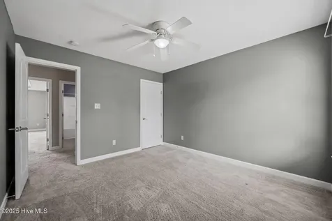 436 Huffmantown Road Richlands NC 28574