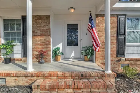 122 Carolina Circle Jacksonville NC 28546