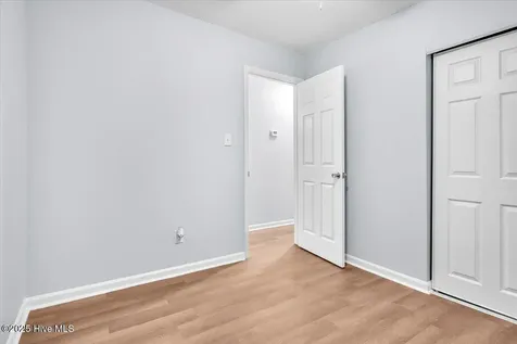 122 Carolina Circle Jacksonville NC 28546