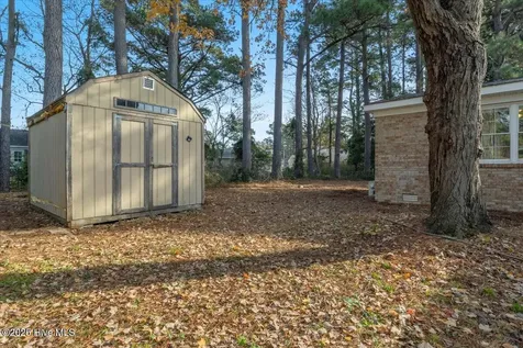 122 Carolina Circle Jacksonville NC 28546