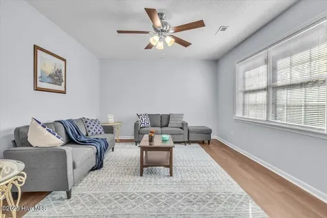 122 Carolina Circle Jacksonville NC 28546