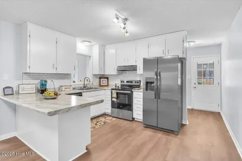 122 Carolina Circle Jacksonville NC 28546