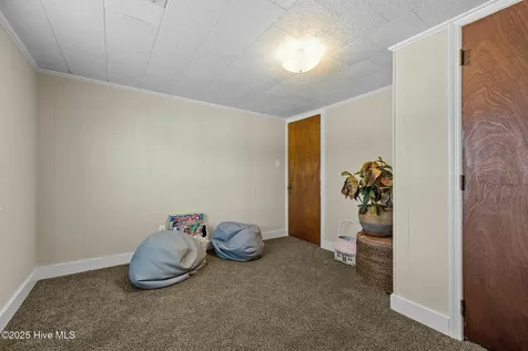1113 Lennoxville Road Beaufort NC 28516