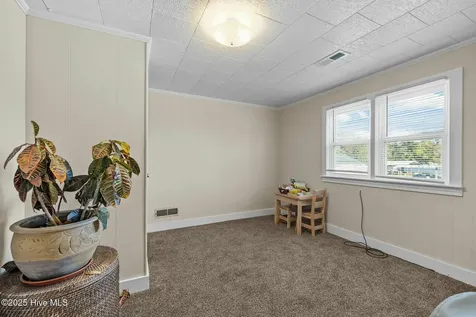 1113 Lennoxville Road Beaufort NC 28516