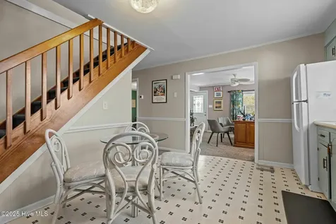 1113 Lennoxville Road Beaufort NC 28516