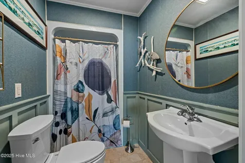 1113 Lennoxville Road Beaufort NC 28516