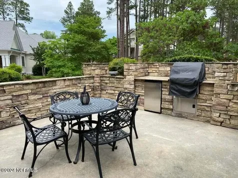 300 Cochrane Castle Circle Pinehurst NC 28374