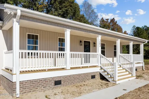 263 Treasure Point Road Bath NC 27808