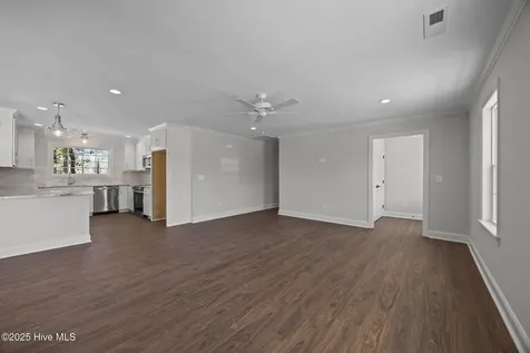 263 Treasure Point Road Bath NC 27808