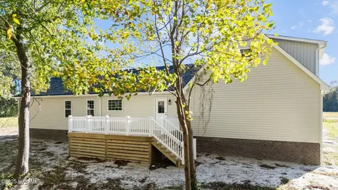 263 Treasure Point Road Bath NC 27808