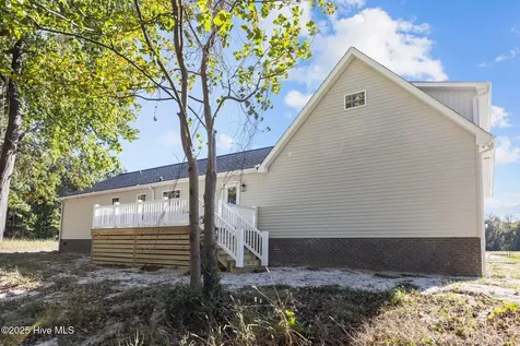 263 Treasure Point Road Bath NC 27808