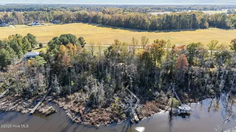263 Treasure Point Road Bath NC 27808