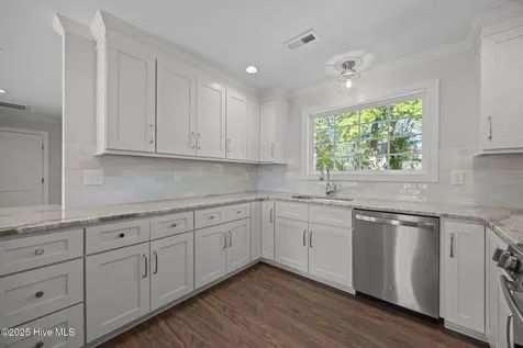 263 Treasure Point Road Bath NC 27808