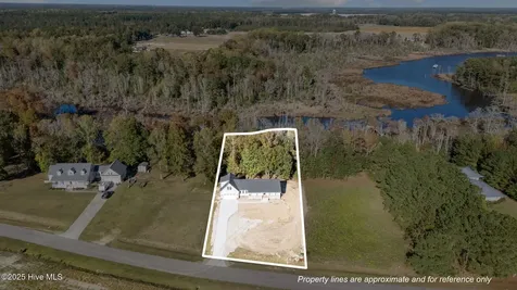 263 Treasure Point Road Bath NC 27808