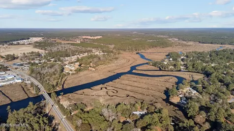 118 Whitehouse Fork Road Peletier NC 28584