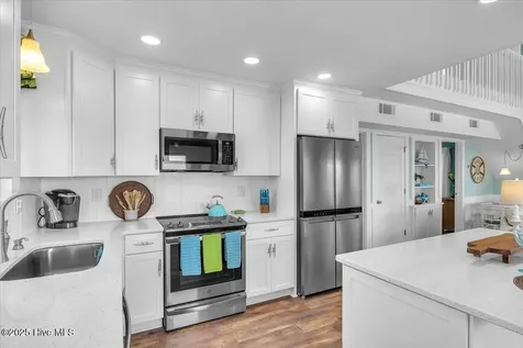 6602 W Beach Drive Oak Island NC 28465