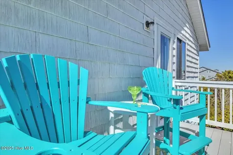 6602 W Beach Drive Oak Island NC 28465