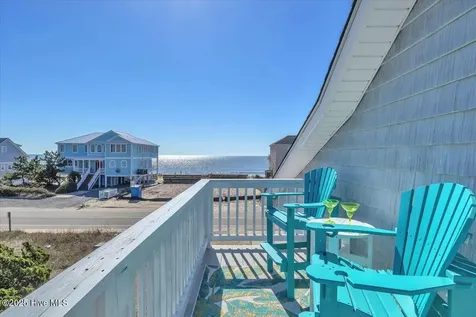 6602 W Beach Drive Oak Island NC 28465