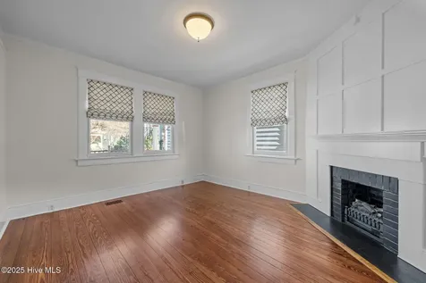 723 Pollock Street New Bern NC 28562