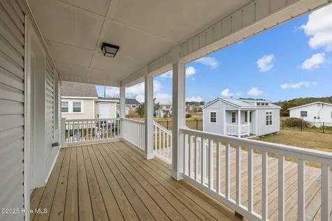 613 Mulberry Street Beaufort NC 28516