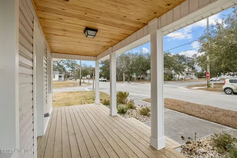 613 Mulberry Street Beaufort NC 28516