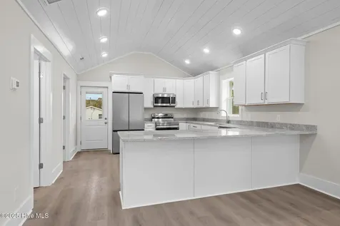 613 Mulberry Street Beaufort NC 28516