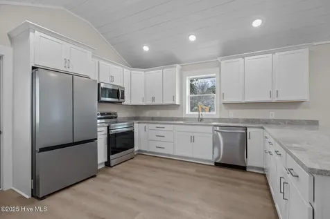 613 Mulberry Street Beaufort NC 28516