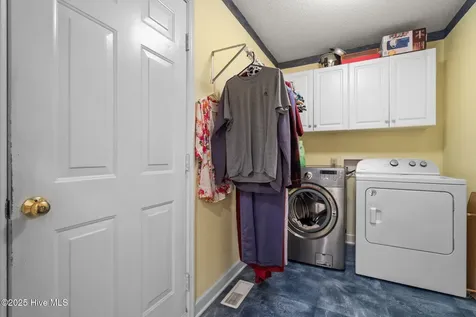 247 Longleaf Drive West End NC 27376