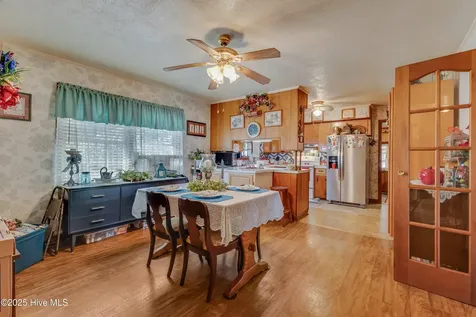 307 W Westbrook Street Wallace NC 28466