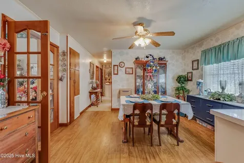 307 W Westbrook Street Wallace NC 28466
