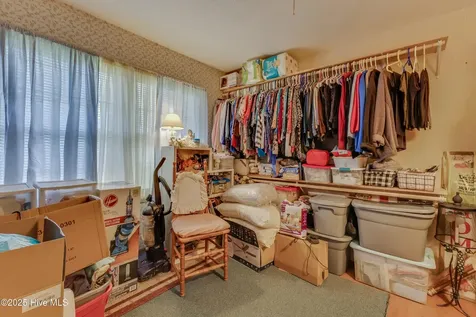 307 W Westbrook Street Wallace NC 28466