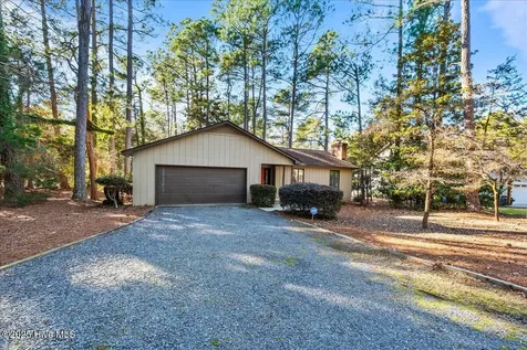 215 Merion Circle Pinehurst NC 28374