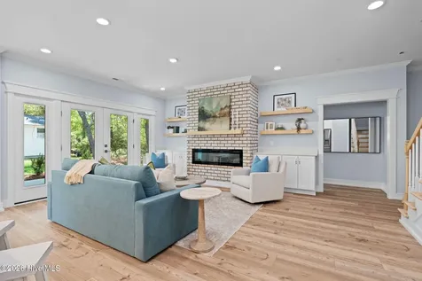 114 NE 31st Street Oak Island NC 28465