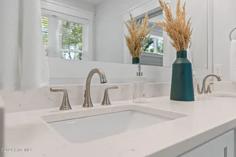 114 NE 31st Street Oak Island NC 28465