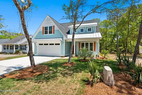114 NE 31st Street Oak Island NC 28465