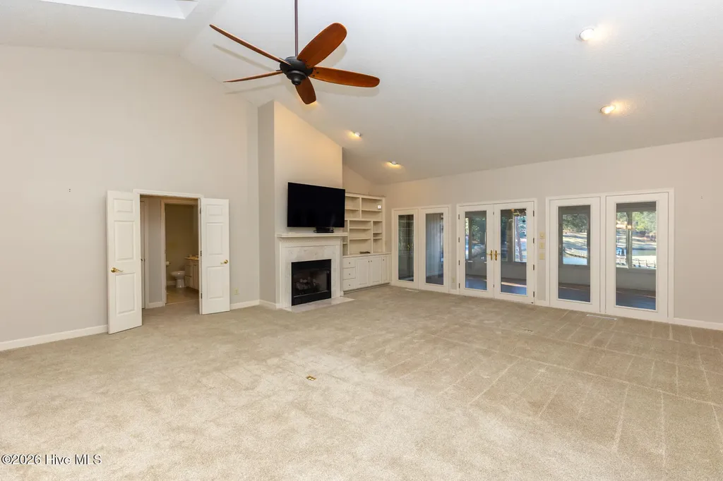 253 Devonshire Avenue W West End NC 27376