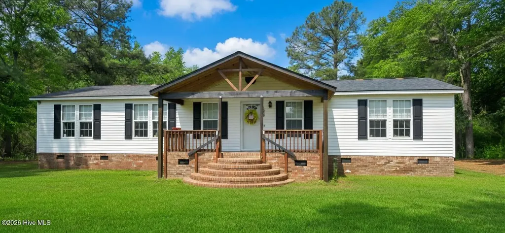 688 Georgia Pacific Road Whiteville NC 28472