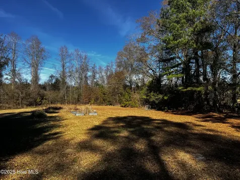 688 Georgia Pacific Road Whiteville NC 28472