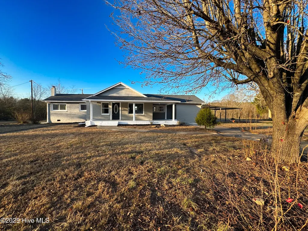436 Hanner Town Road Bear Creek NC 27207