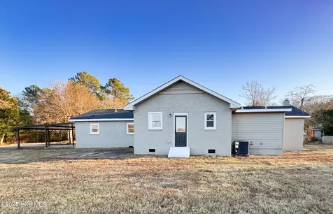 436 Hanner Town Road Bear Creek NC 27207