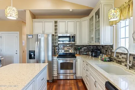1208 Bonito Lane Carolina Beach NC 28428