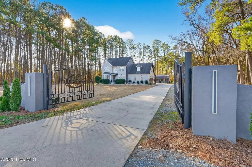 3486 Highway 70 E Smithfield NC 27577